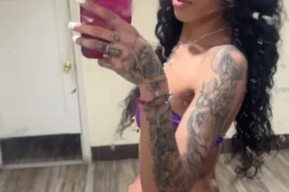 Ms.Minnie💕AVAILABLE NOW - 24 - Image 1