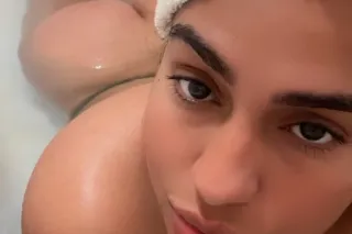 hot girl latina 🍑🔥🍆 - Image 7