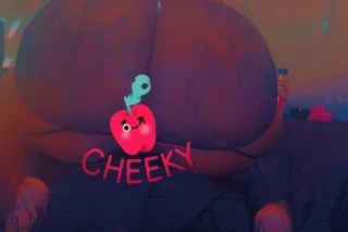 *HOT CHOCOLATE KISSES 💋 AVAILABLE NOW - Image 5