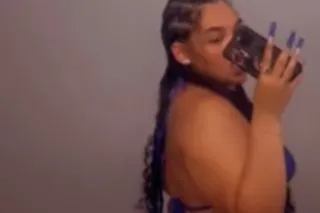 New in town Lets have fun - Image 1