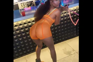 wet good pussy serious men only - Image 3